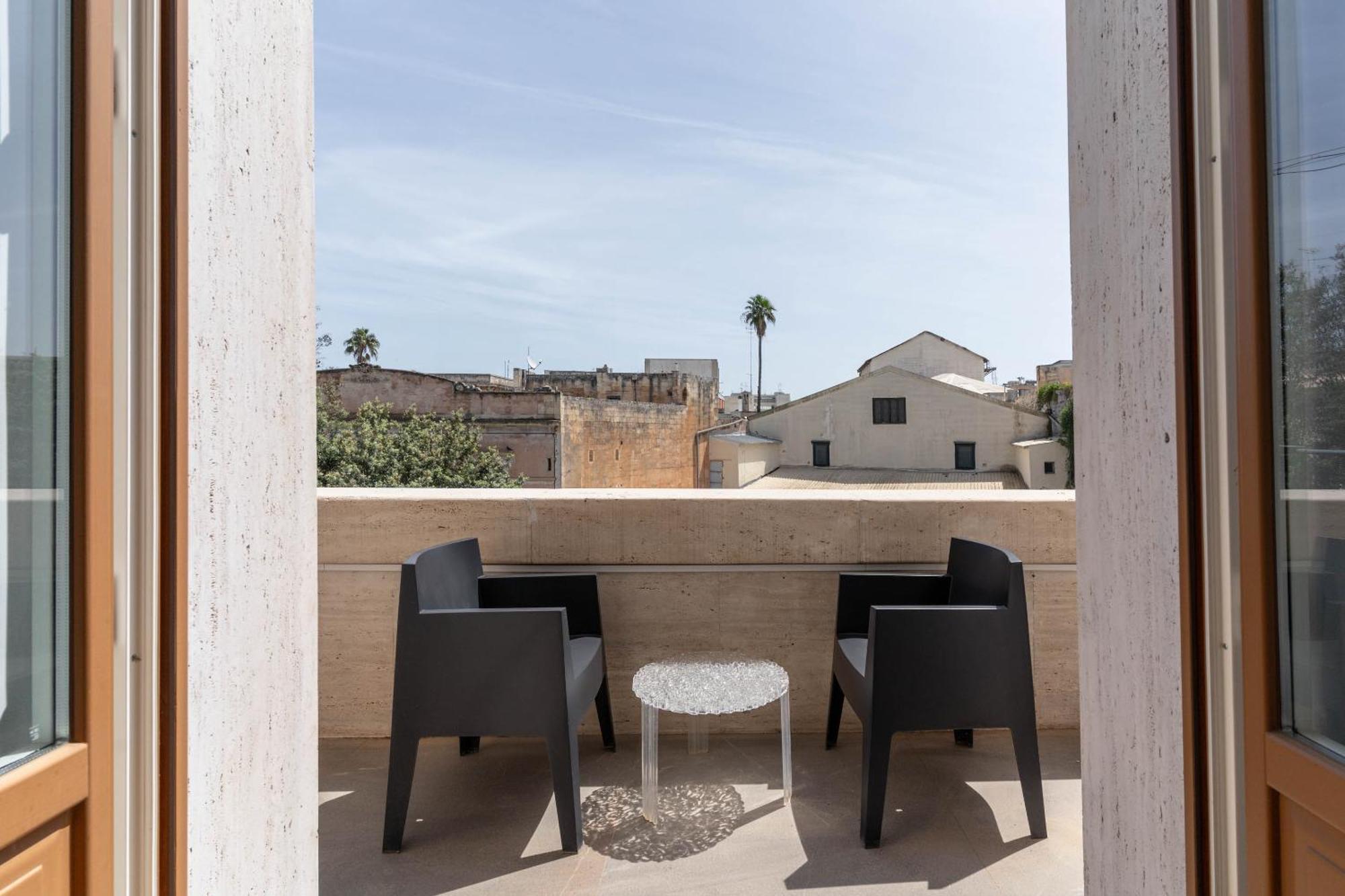 Limehome Lecce Palazzo Bn Buitenkant foto