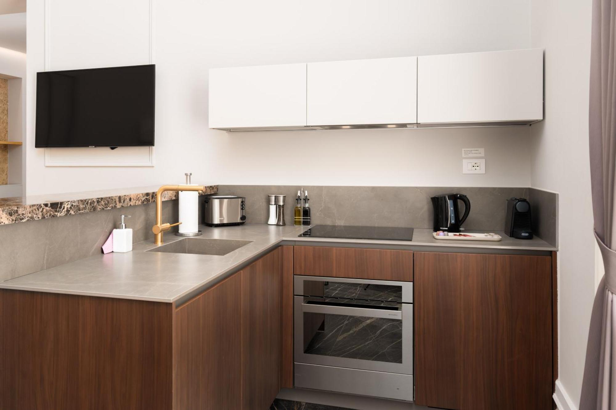 Limehome Lecce Palazzo Bn Buitenkant foto